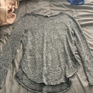 Black & white light sweater